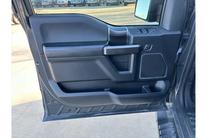 $18995 : Ford F-150 2016 4x2 Lariat 4 image 9