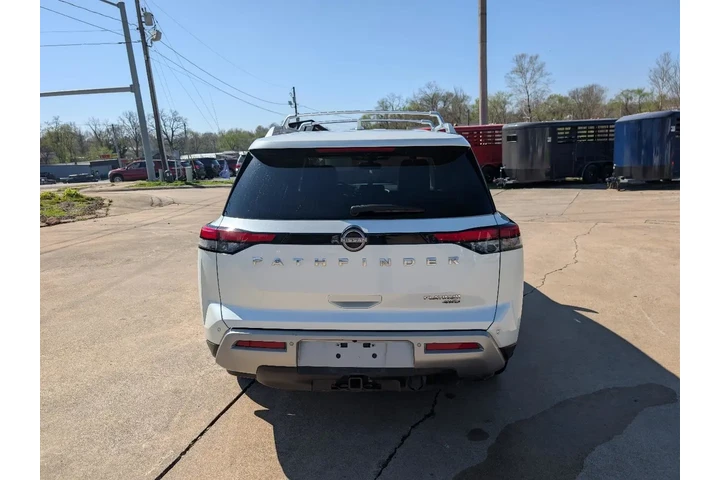 $24995 : 2022 Pathfinder image 7