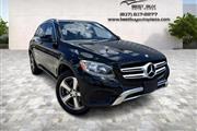 $16495 : 2017 MERCEDES-BENZ GLC GLC 30 thumbnail