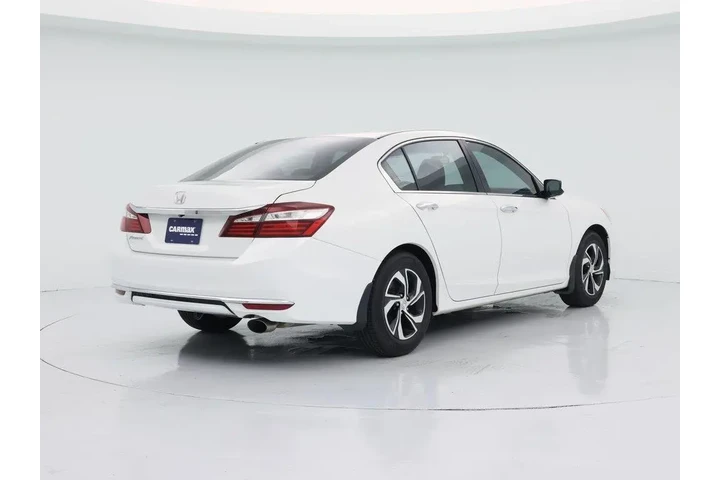 $18998 : Honda Accord 2017 LX 4dr Sed image 8