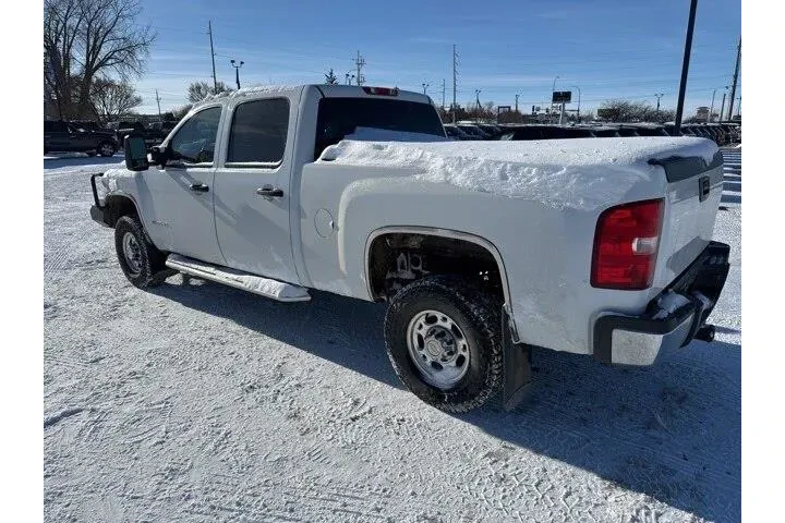 $14000 : Chevrolet Silverado 2500HD 2 image 6