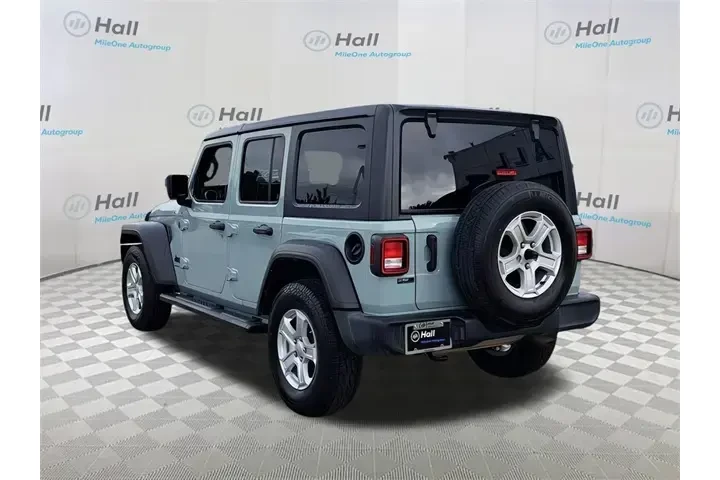 $23500 : Jeep Wrangler 2023 4x4 Sport image 4