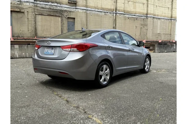$6988 : 2013 Elantra GLS image 9