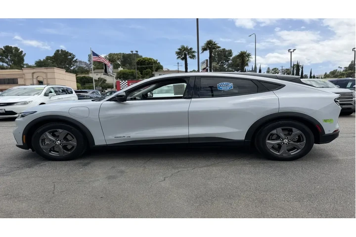 $27995 : Ford Mustang Mach-E 2023 AWD image 4