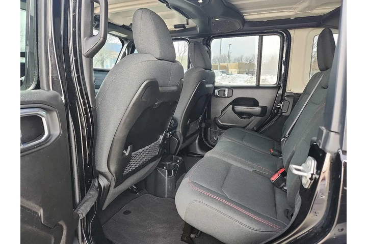 $39989 : Jeep Wrangler 2025 4x4 Rubic image 10