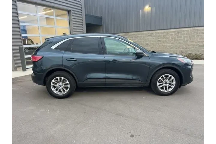 $19938 : Ford Escape 2022 AWD SE 4dr image 4