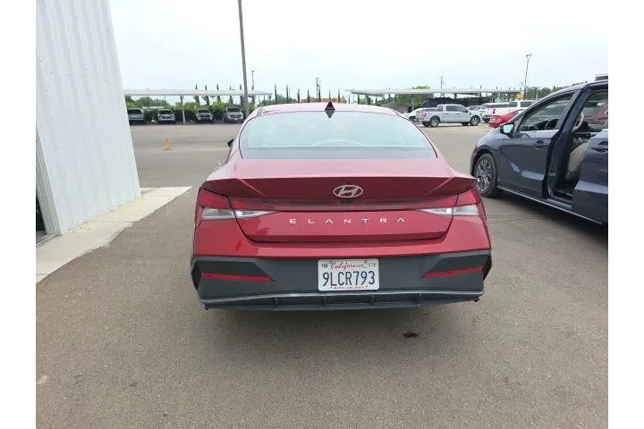 $20900 : Hyundai ELANTRA 2024 SEL 4dr image 5