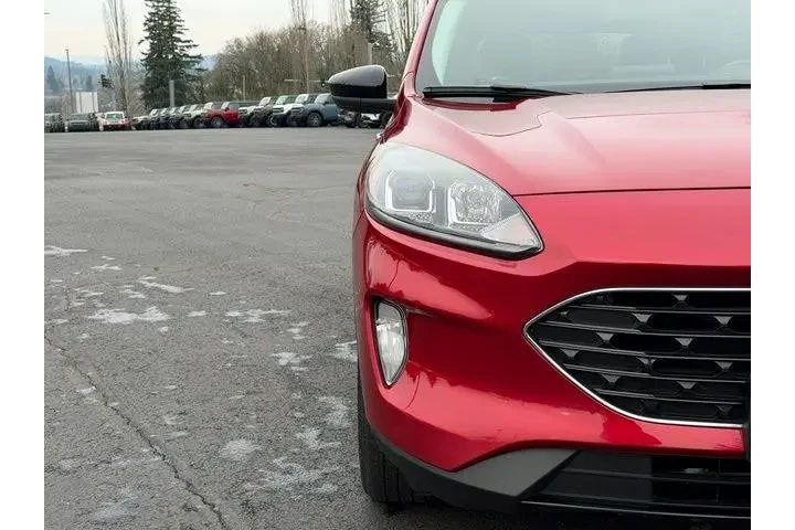 $25995 : Ford Escape 2022 AWD SEL 4dr image 9