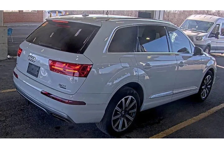 $14995 : 2018 Q7 3.0T quattro Prestige image 5