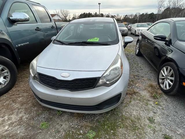 $7995 : 2013 Rio LX image 2