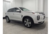 $22997 : Mitsubishi Outlander Sport 2 thumbnail