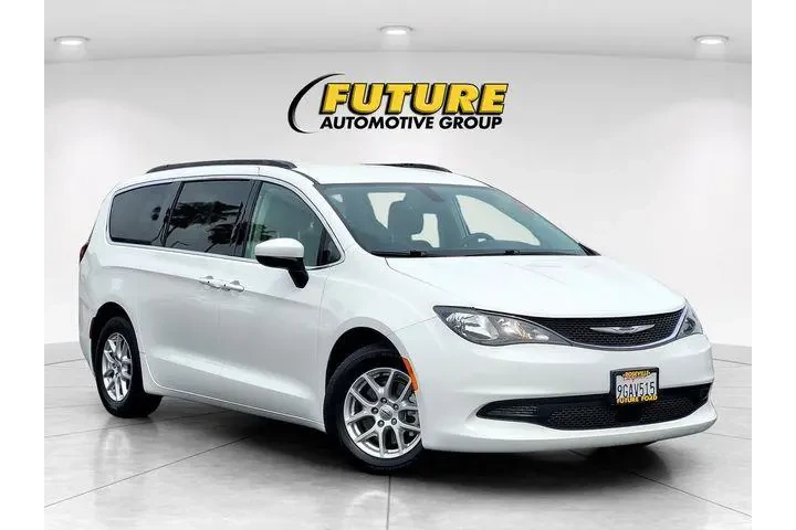 $21665 : Chrysler Voyager 2021 LXi 4d image 1