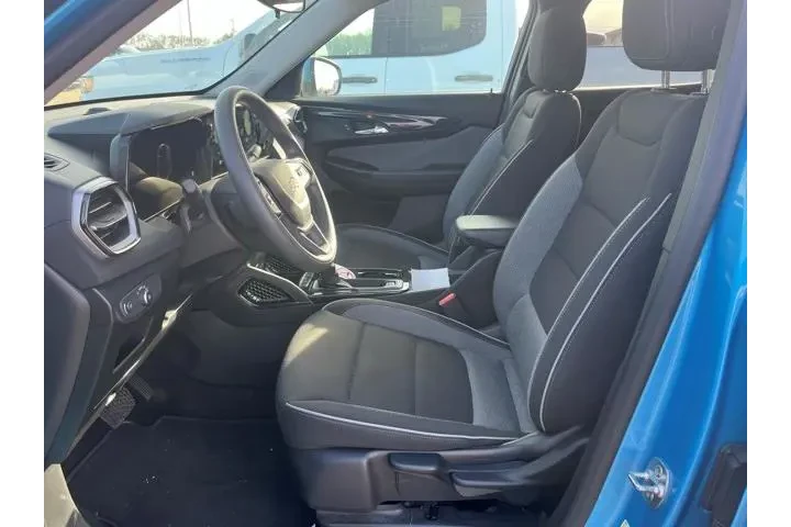 $24999 : Chevrolet Trailblazer 2025 4 image 9