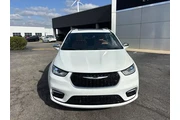 $39985 : Chrysler Pacifica 2024 AWD P thumbnail