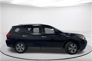 $15899 : Pre-Owned 2018 Pathfinder SV thumbnail