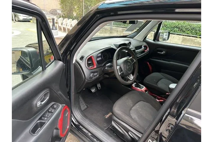 $21995 : Jeep Renegade 2020 4x4 Trail image 9