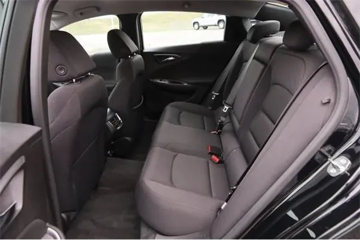 $20950 : Chevrolet Malibu 2024 LT 4dr image 9