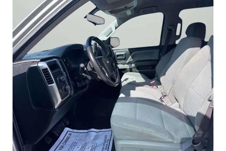 $19900 : 2017 Silverado 1500 LT Z71 image 10