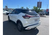 $15991 : Nissan Kicks 2023 SV 4dr Cro thumbnail