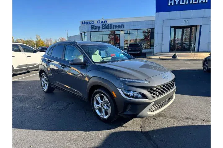 $21871 : Hyundai KONA 2023 AWD SEL 4d image 2