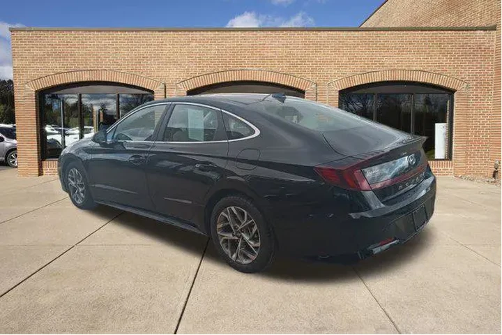 $22500 : Hyundai SONATA 2023 SEL 4dr image 6