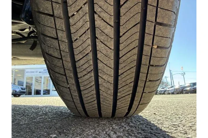 $24520 : Ford Escape 2024 AWD ST-Line image 10