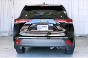 $30691 : Toyota Highlander 2022 AWD X thumbnail