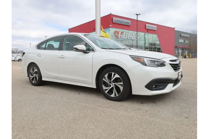 $20777 : Subaru Legacy 2022 AWD Premi image 2