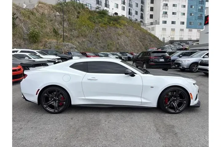 $39890 : Chevrolet Camaro 2017 SS 2dr image 7