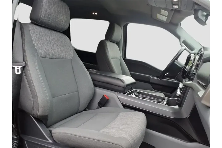 $37500 : Ford F-150 2022 4x4 XLT 4dr image 9