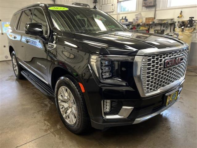 $74995 : 2023 Yukon Denali image 3