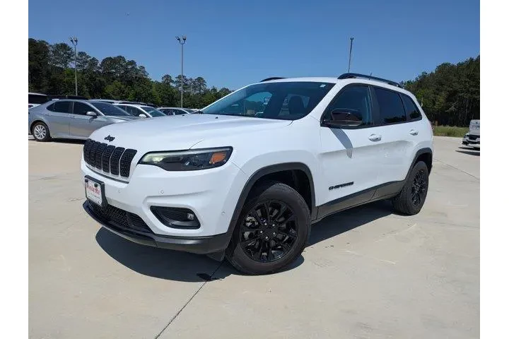 $24995 : Jeep Cherokee 2023 4x4 Altit image 4