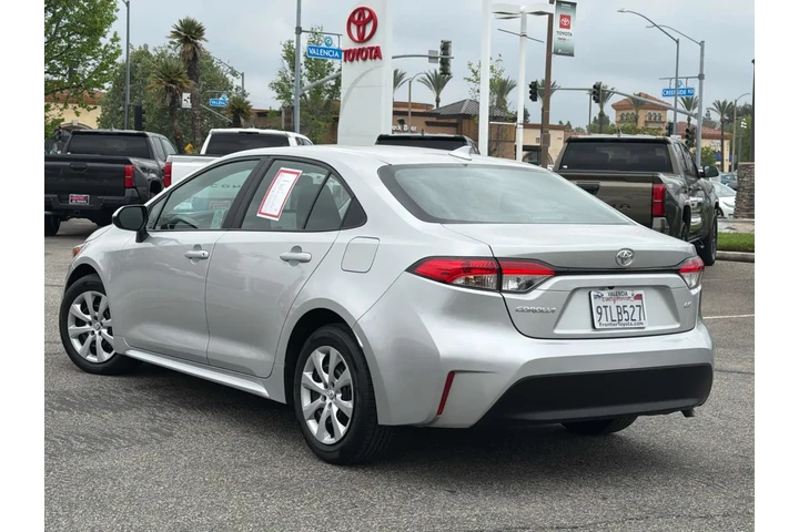 $24226 : Toyota Corolla 2025 LE 4dr S image 5