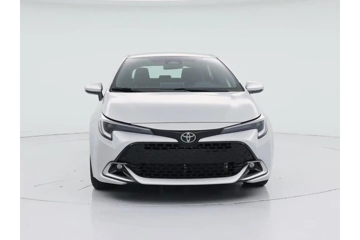 $26998 : Toyota Corolla Hatchback 202 image 5