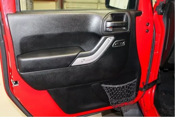 Jeep Wrangler Unlimited 2016 image 8