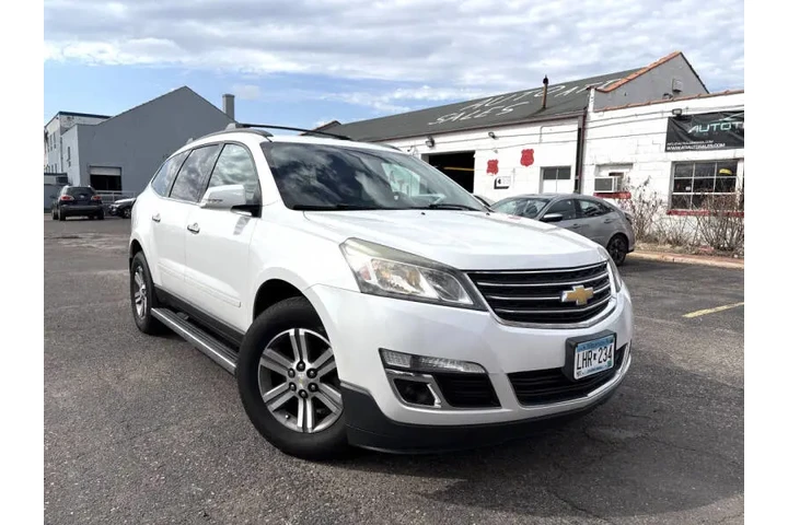 $6999 : 2016 Traverse LT image 4