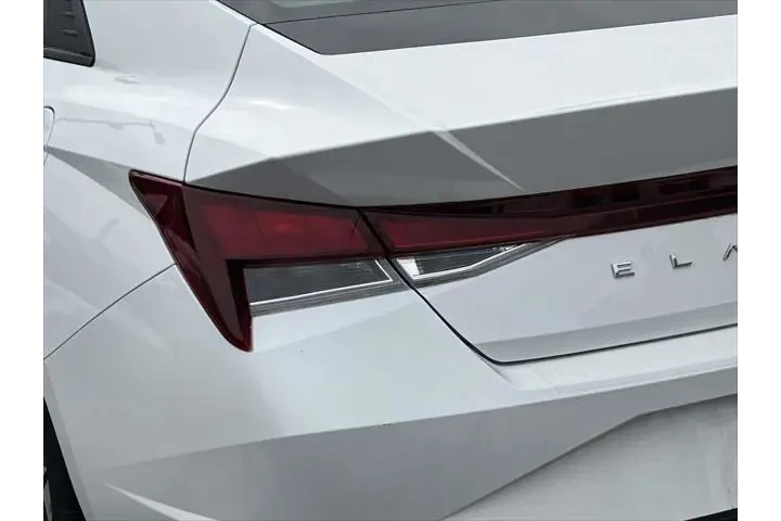 $18995 : Hyundai ELANTRA 2023 SEL 4dr image 9