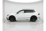 $25998 : Volkswagen Tiguan 2022 SE R- thumbnail