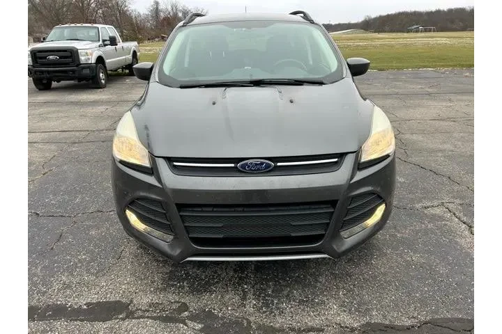 $9057 : Ford Escape 2015 AWD SE 4dr image 2