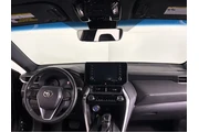 $30979 : Gold Certified2022 Venza XLE thumbnail