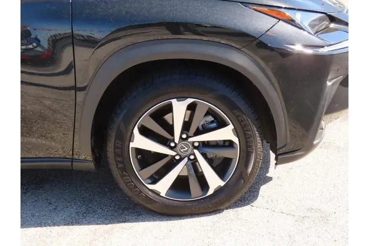 $23999 : Lexus NX 300 2021 4dr Crosso image 9