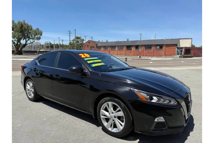 $19995 : 2020 Altima 2.5 SR image 3