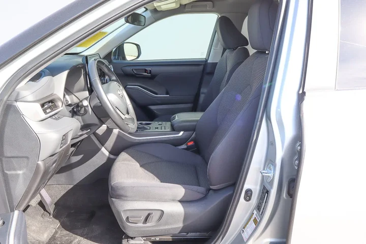 $31388 : 2024 Highlander LE AWD image 7