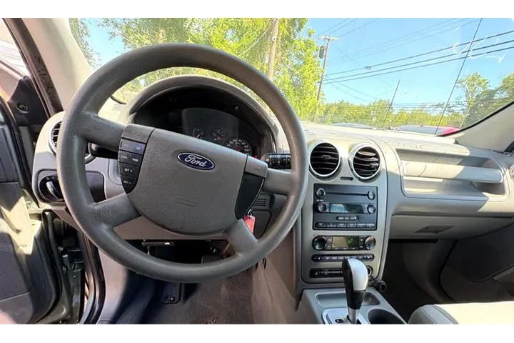 $4499 : 2005 Freestyle image 10