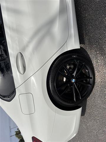 $34000 : 2022 BMW 3 Series 330i image 9