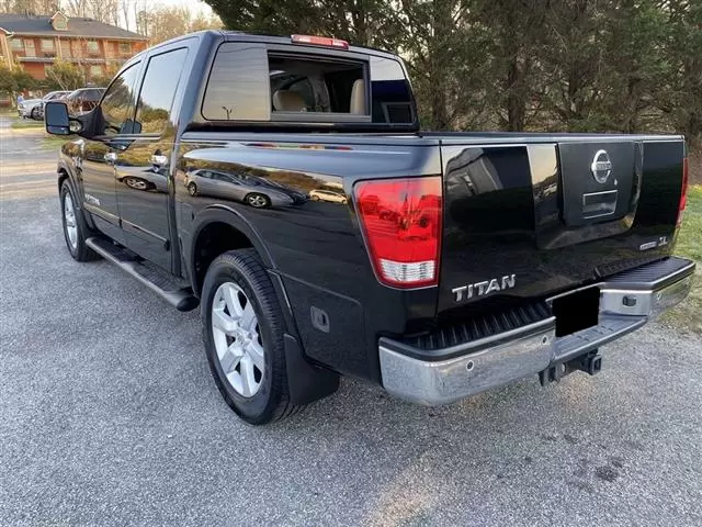 $7000 : 2012 Nissan Titan SL 4DR image 2