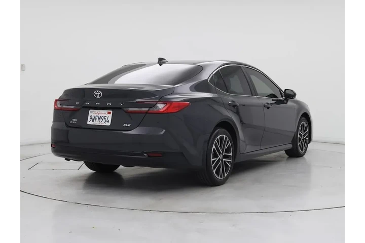 $36998 : Toyota Camry 2026 AWD XLE 4d image 8