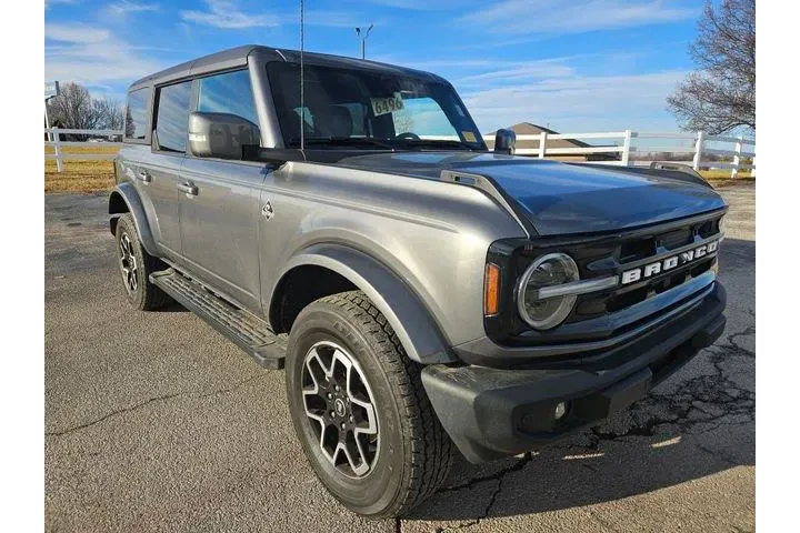 $37500 : Ford Bronco 2022 4x4 Outer B image 2