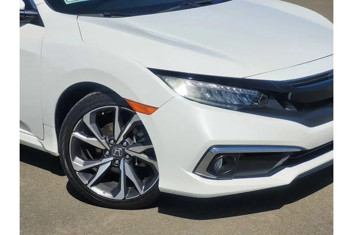 $24988 : Honda Civic 2021 Touring 4dr image 3