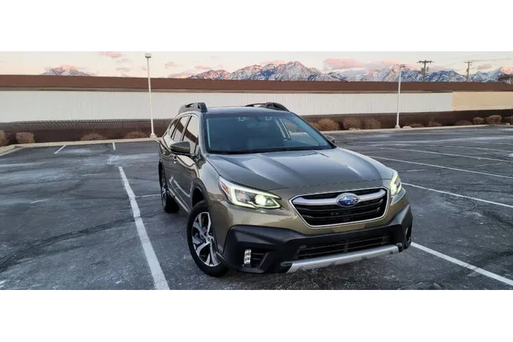 $22900 : 2022 Outback Limited image 3